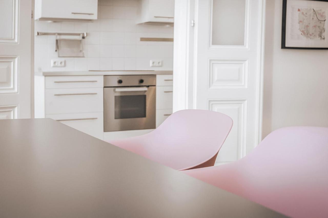 Heymi Apartments Kluckygasse เวียนนา ภายนอก รูปภาพ
